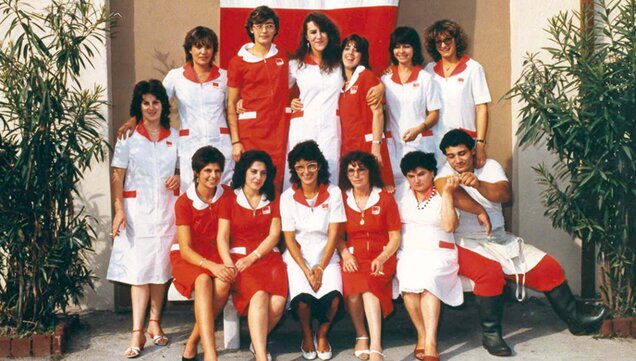 Teamfoto der italienischen Mitarbeitenden aus 1969