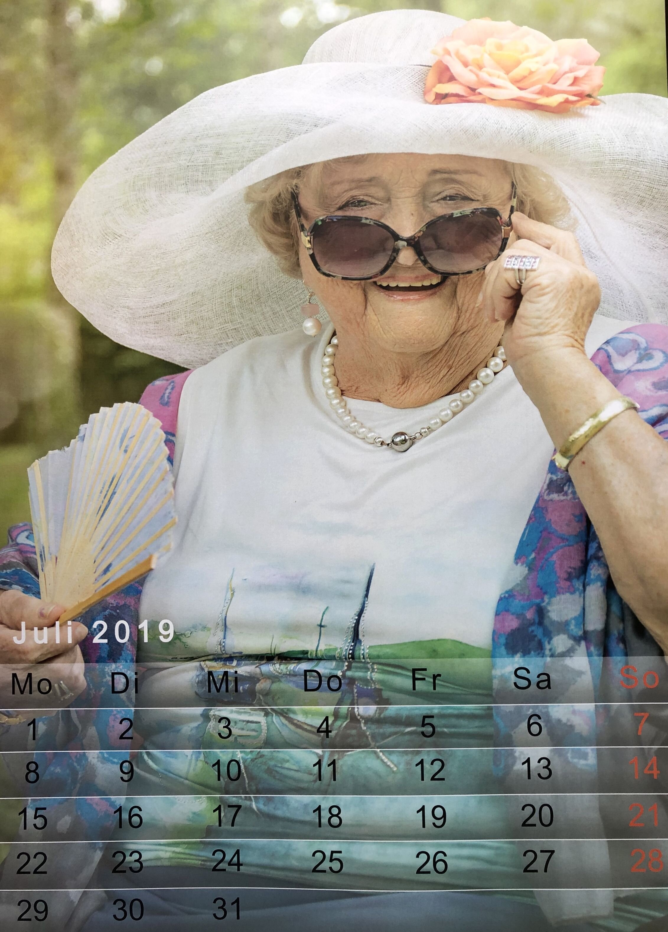 Monat Juli aus dem Kursana „Calendar Girls“  | © ZowackPR/Ebser