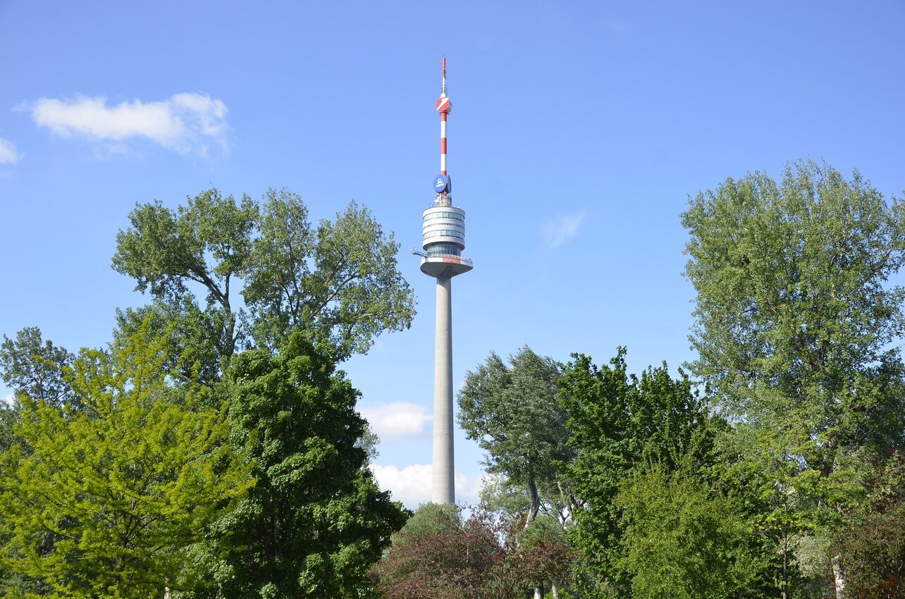 Der Wiener Donauturm wurde zwischen 1962 und 1964 anlässlich der Internationalen Gartenschau errichtet und bietet einen einzigartigen Blick auf die Stadt. | © Pixabay