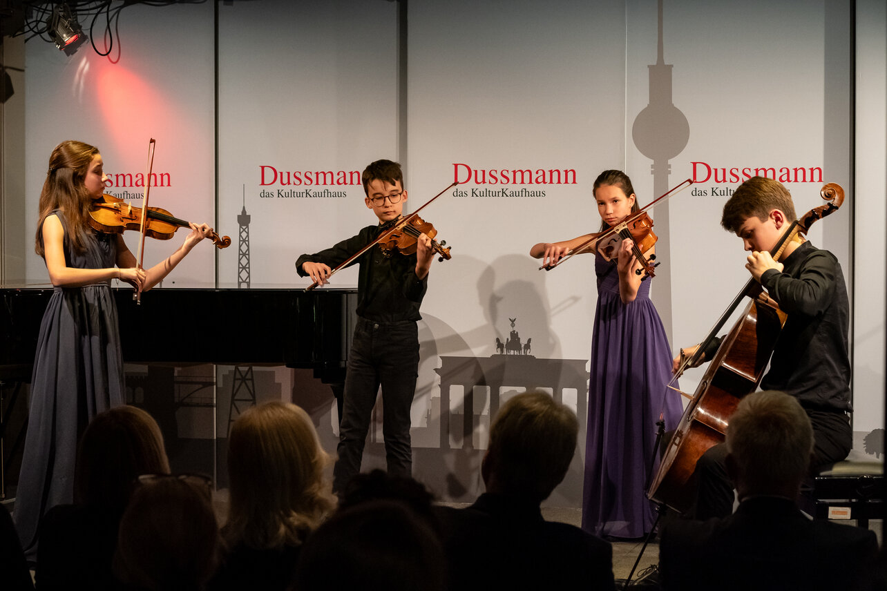 Kammermusikensemble im Spiel | © Dussmann Group