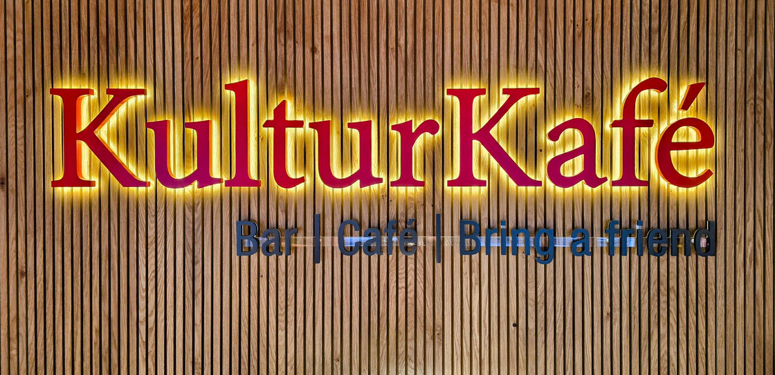 Dussmann das KulturKaufhaus KulturKafé Logo | © Dussmann das KulturKaufhaus